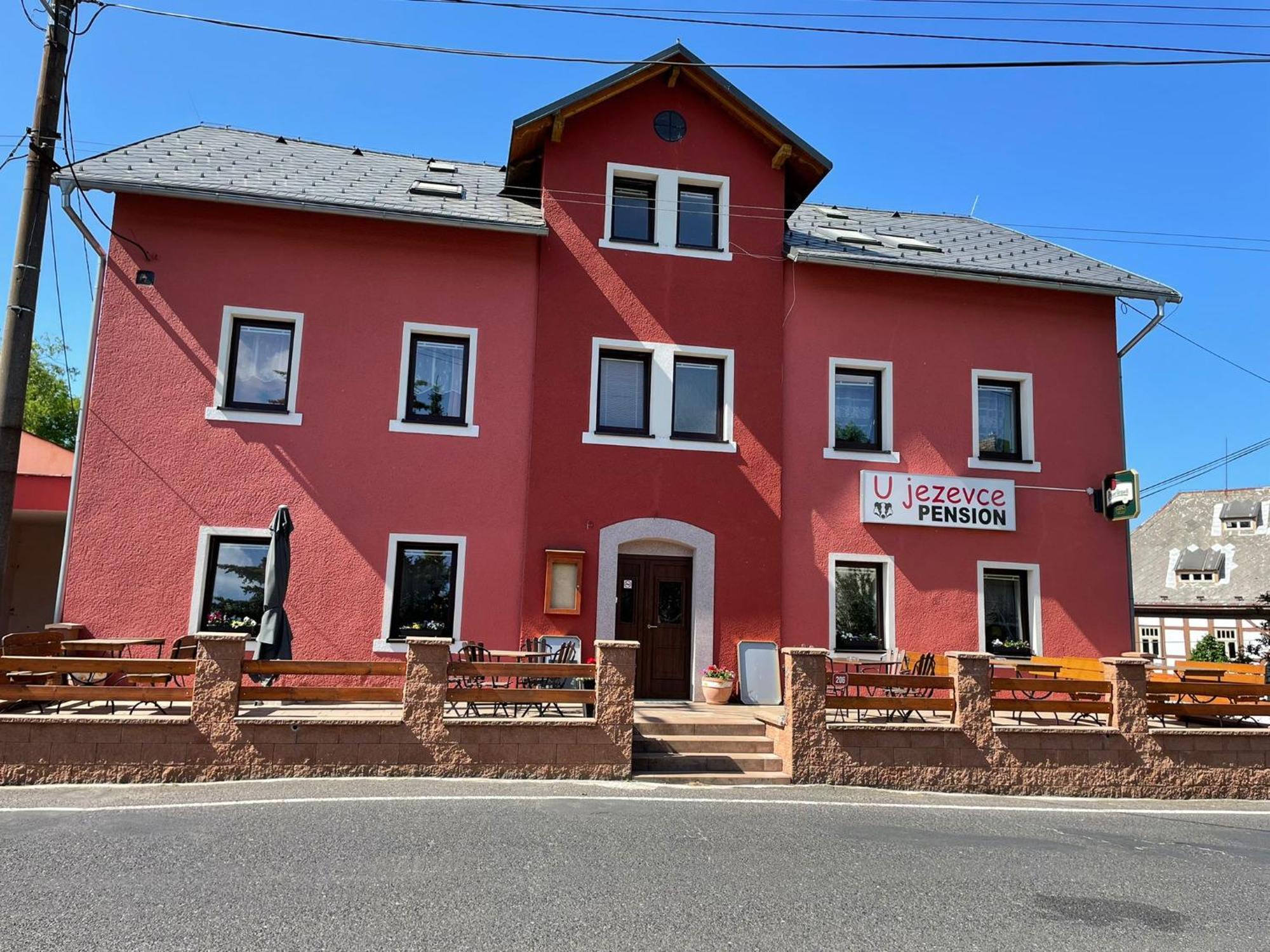 Penzion U Jezevce Hřensko Exteriör bild